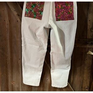 High Rise Tapered Light Wash Jean Size 14/28 inseam NWT